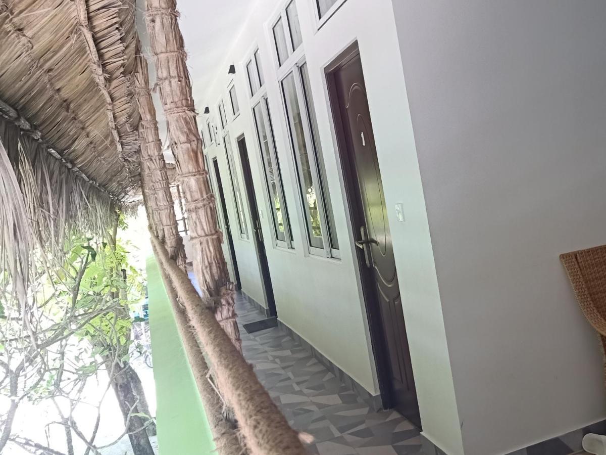 Dhangethi Inn Ngoại thất bức ảnh